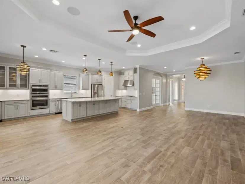 Picture of 9311 Terresina Dr, Naples FL 34119