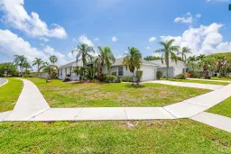 Picture of 17 Heather Trace Drive, Boynton Beach, FL 33436