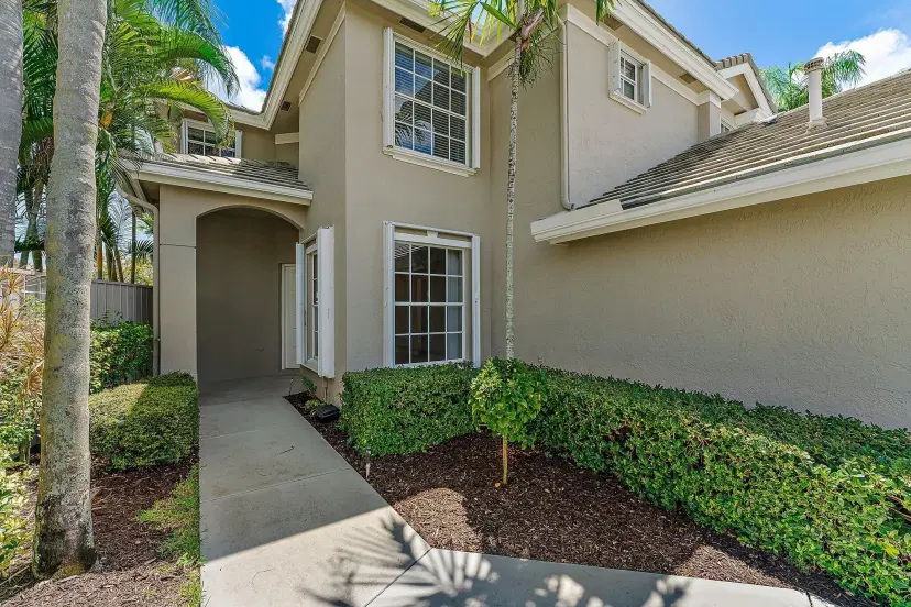 Picture of 649 Masters Way, Palm Beach Gardens FL 33418