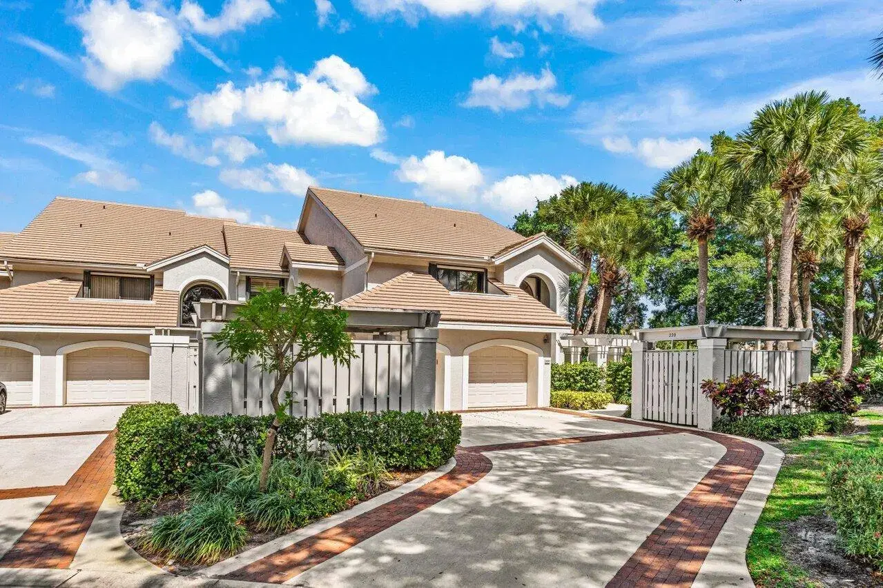 Picture of 3881 Back Bay Drive 120, Jupiter, FL 33477