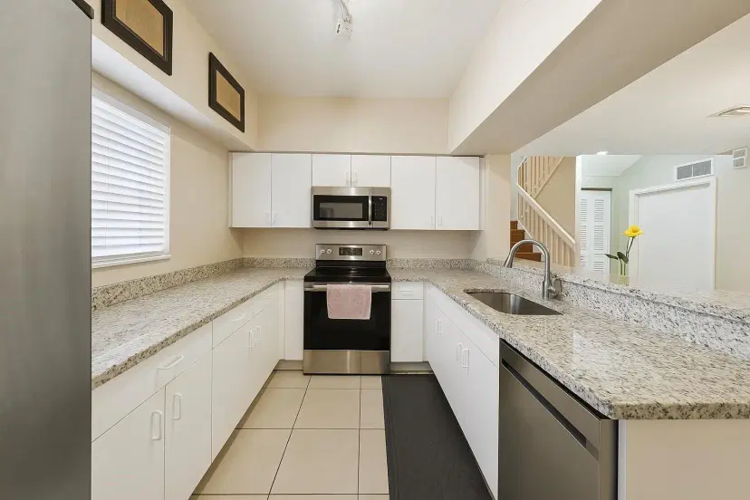 Picture of 365 NW 19Th St 74, Miami FL 33136