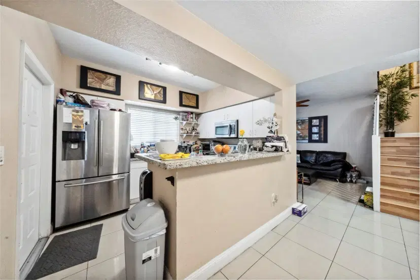 Picture of 365 NW 19Th St 74, Miami FL 33136