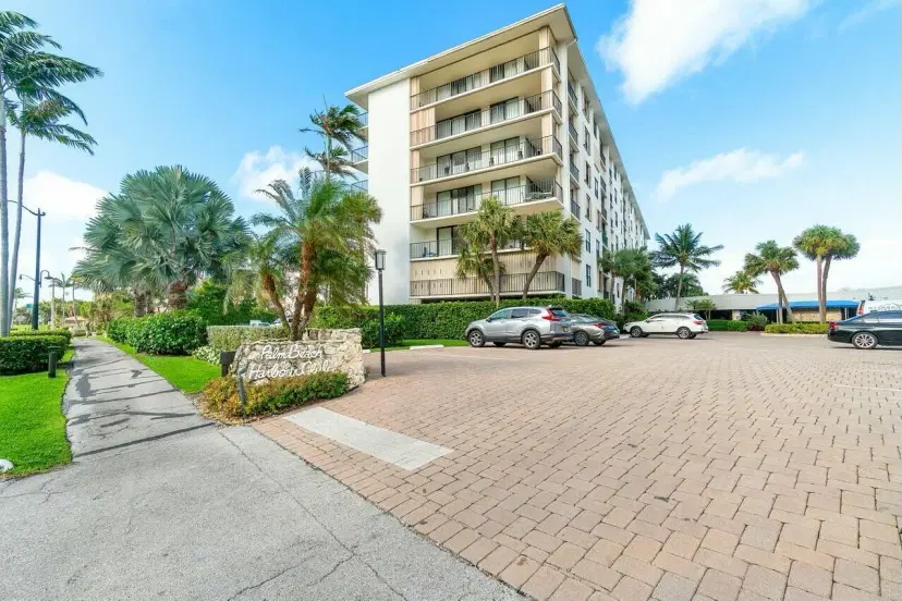 Picture of 3545 S Ocean Boulevard 516, South Palm Beach FL 33480