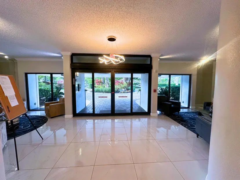 Picture of 6805 Willow Wood Drive 5033, Boca Raton FL 33434