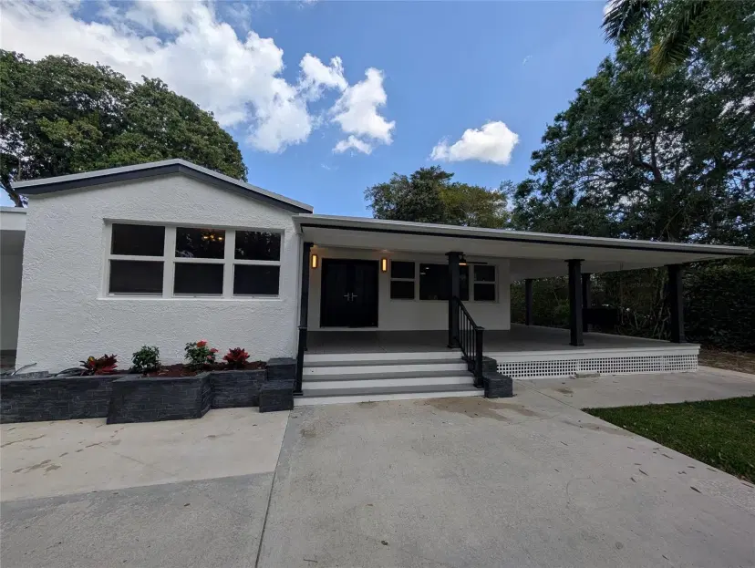 Picture of 216 Bayberry Dr, Plantation FL 33317
