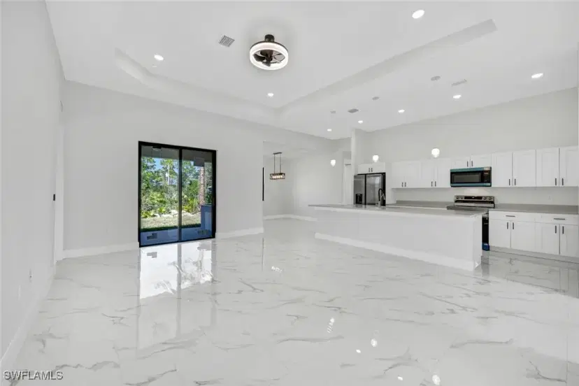 Picture of 3159 Sunshine Blvd, Lehigh Acres FL 33971