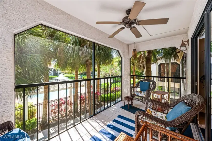 Picture of 2106 Arbour Walk Cir 2924, Naples FL 34109