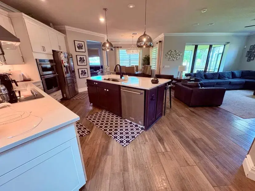 Picture of 8241 NW 79Th Ave, Tamarac FL 33321