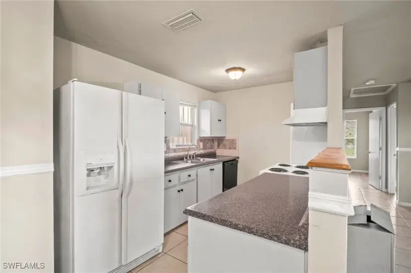Picture of 23195 El Dorado Blvd, Bonita Springs FL 34134