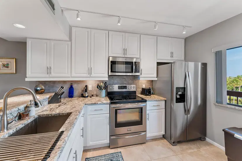 Picture of 301 Ocean Bluffs Boulevard 405, Jupiter FL 33477