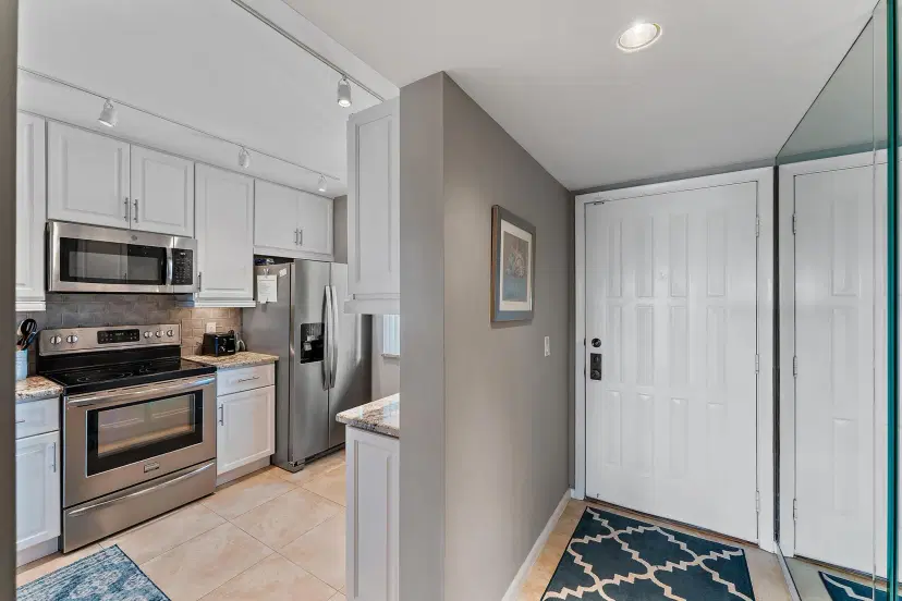 Picture of 301 Ocean Bluffs Boulevard 405, Jupiter FL 33477