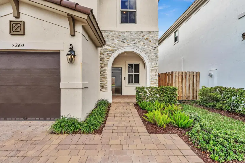 Picture of 2260 NW 130Th St, Miami FL 33167