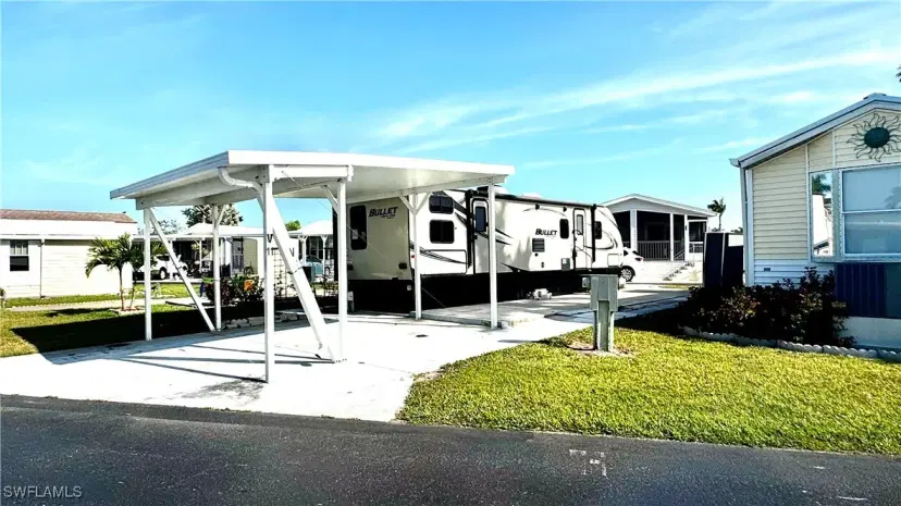 Picture of 11102 Stardust Dr, Fort Myers FL 33908
