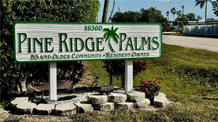 Picture of 11102 Stardust Dr, Fort Myers FL 33908