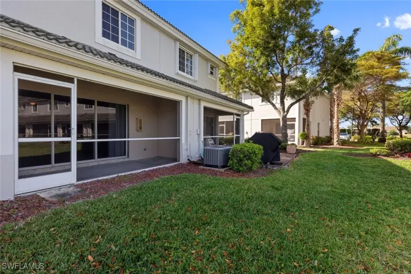 Picture of 8254 Pacific Beach Dr, Fort Myers FL 33966