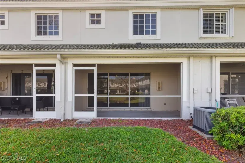 Picture of 8254 Pacific Beach Dr, Fort Myers FL 33966