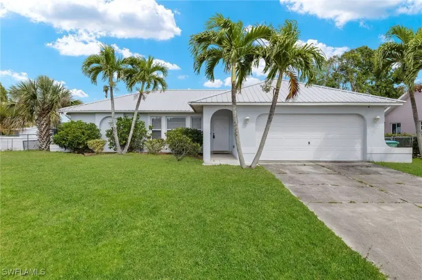 Picture of 607 SE 2Nd Ave, Cape Coral FL 33990