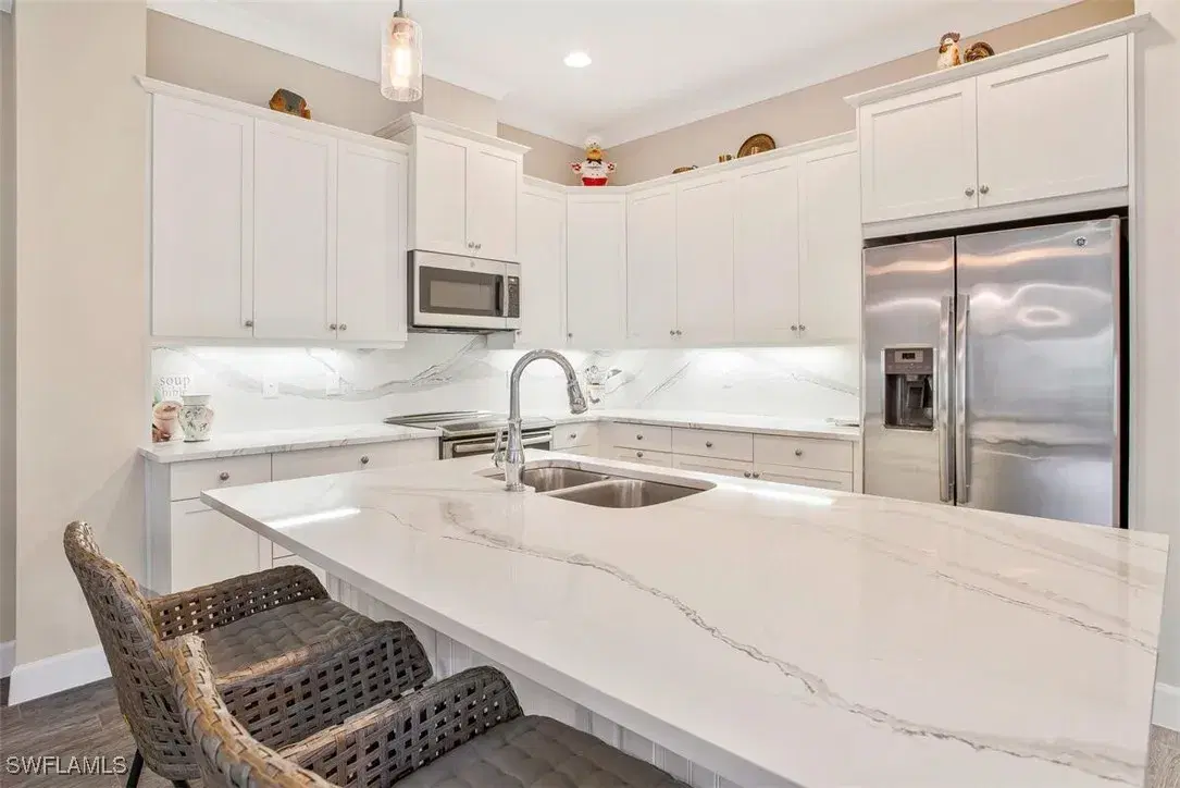 Picture of 6908 Cay Ct, Naples, FL 34113
