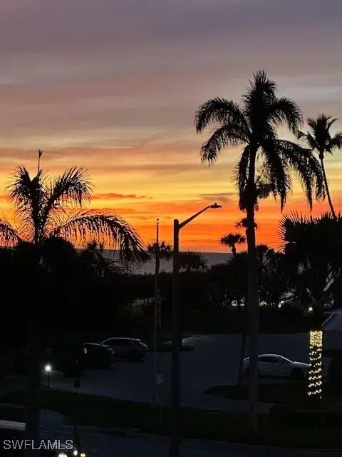 Picture of 3500 Gulf Shore Blvd N 307, Naples FL 34103
