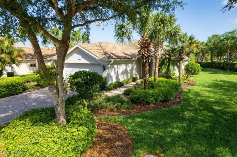 Picture of 9512 Hemingway Ln, Fort Myers FL 33913