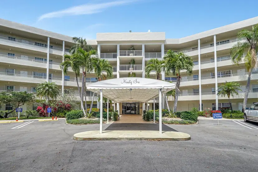 Picture of 805 Cypress Blvd 505, Pompano Beach FL 33069