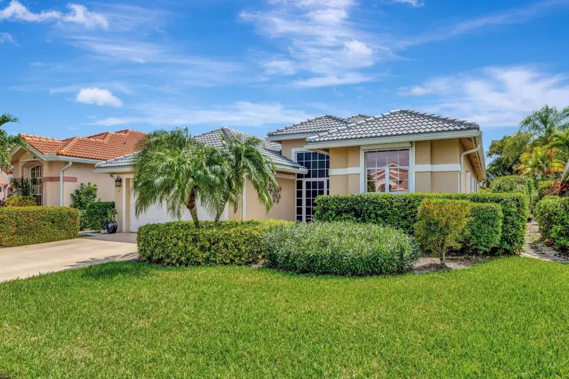Picture of 5090 SE Devenwood Way, Stuart FL 34997
