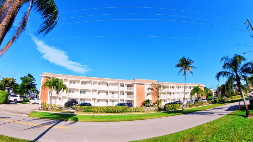 Picture of 236 Castlewood Drive 202, North Palm Beach FL 33408