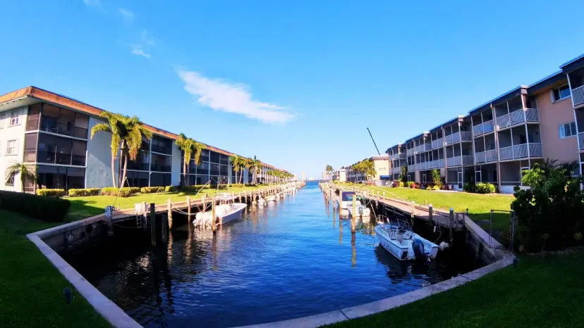 Picture of 236 Castlewood Drive 202, North Palm Beach FL 33408