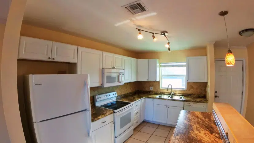Picture of 236 Castlewood Drive 202, North Palm Beach FL 33408