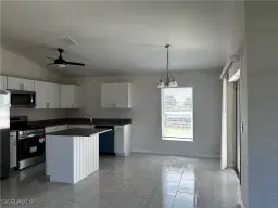 Picture of 1300 S Gator Cir, Cape Coral, FL 33909