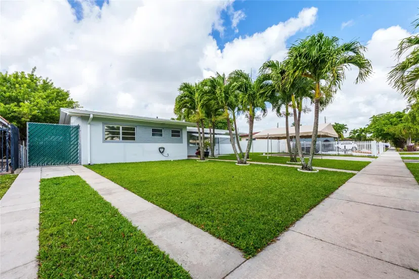 Picture of 6630 W 5Th Pl, Hialeah FL 33012