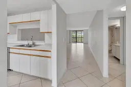 Picture of 4725 Lucerne Lakes Boulevard E 411, Lake Worth, FL 33467