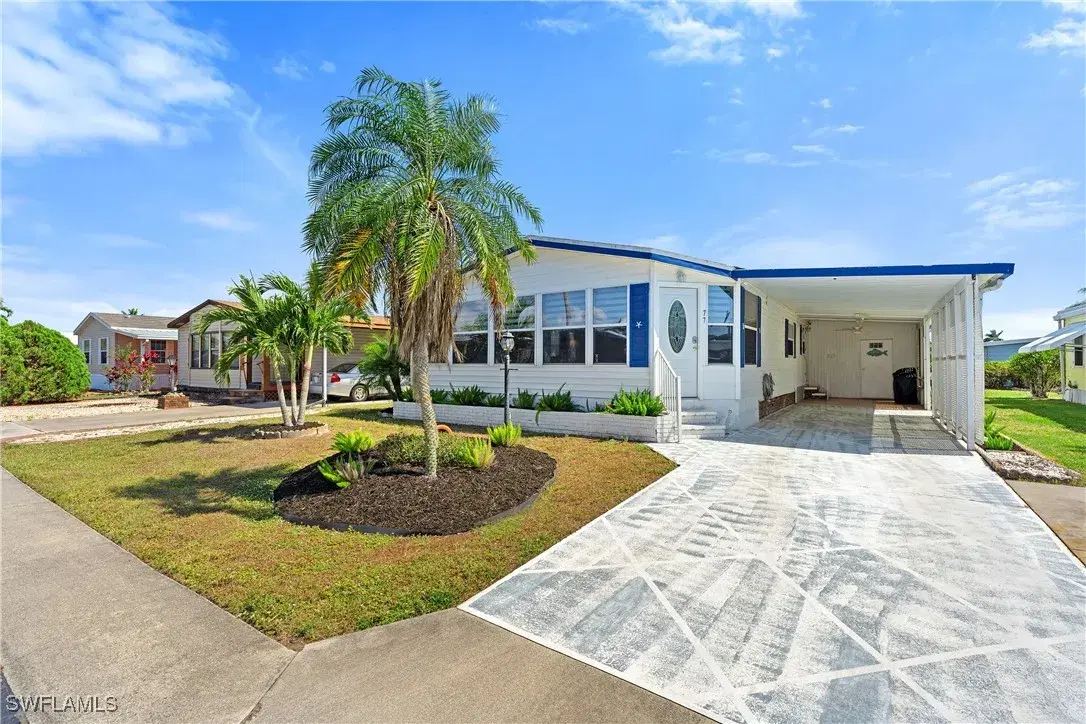 Picture of 77 Atlantic Way 77, Naples, FL 34104