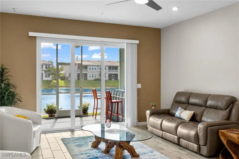 Picture of 4607 Arboretum Cir 15, Naples FL 34112