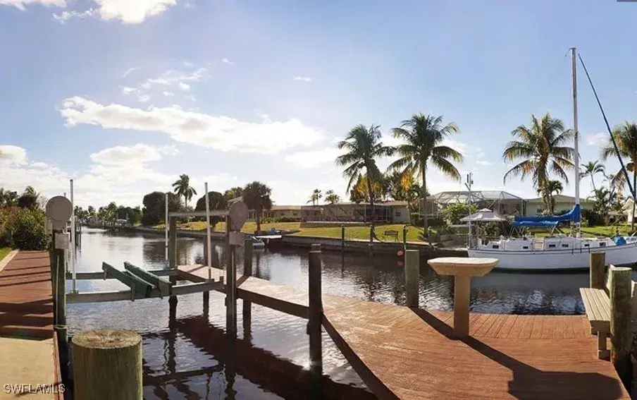 Picture of 3010 SE 18Th Pl, Cape Coral, FL 33904