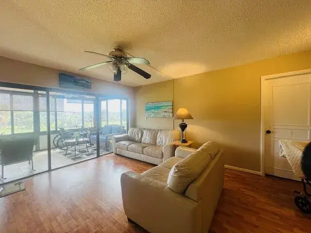 Picture of 9300 SW 8Th Street 421, Boca Raton FL 33428