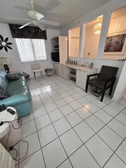 Picture of 7731 Granville Drive 204, Tamarac, FL 33321