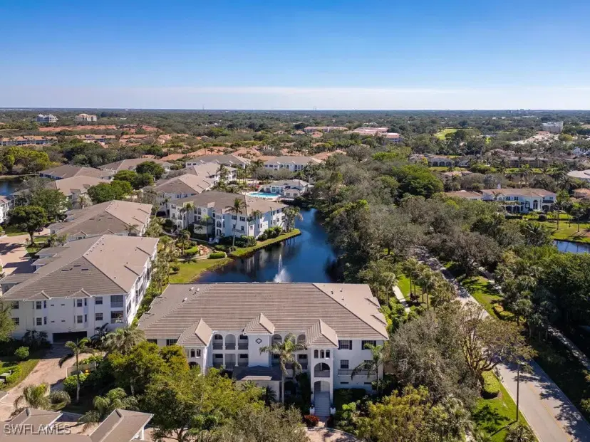 Picture of 830 Sailaway Ln 103, Naples FL 34108