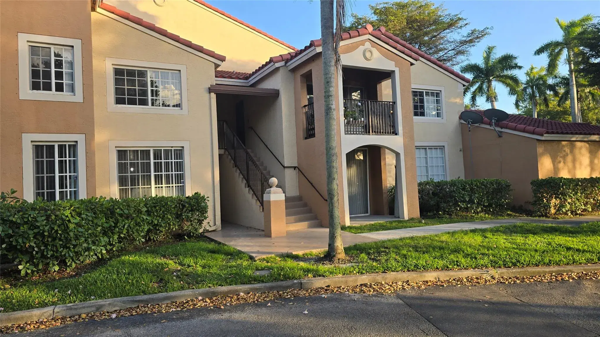 Picture of 2011 Renaissance Blvd, Miramar, FL 33025