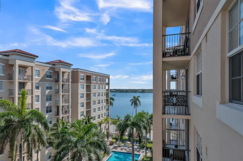 Picture of 1801 N Flagler Drive 809, West Palm Beach FL 33407