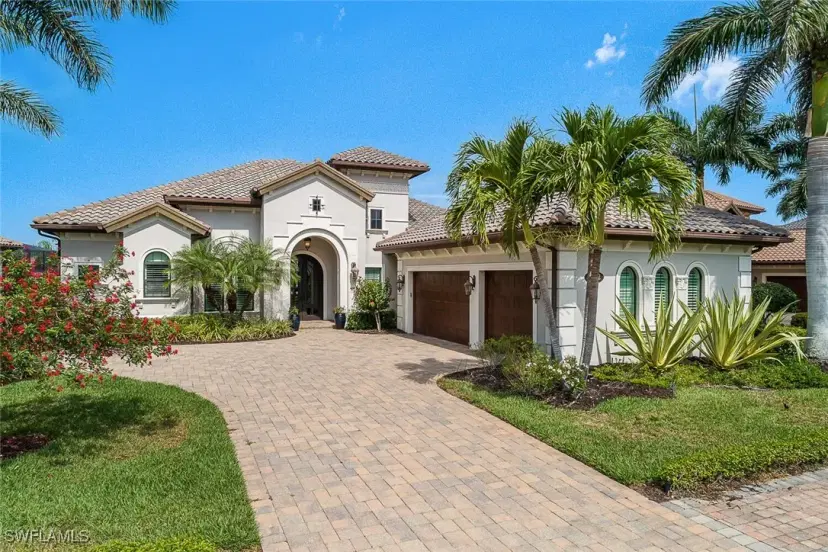 Picture of 6652 Costa Cir, Naples, FL 34113