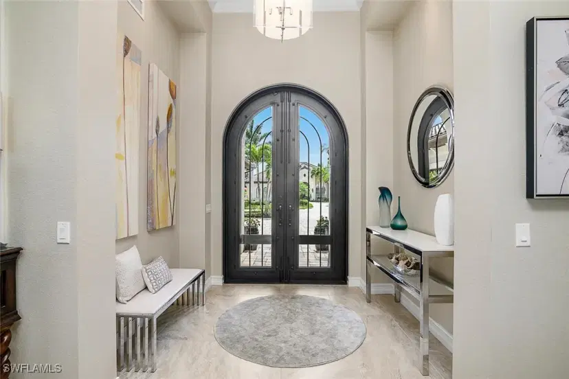 Picture of 6652 Costa Cir, Naples, FL 34113
