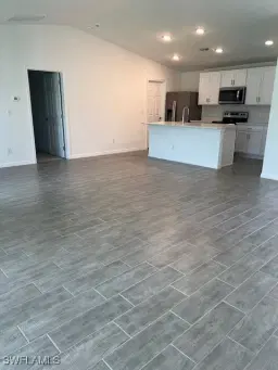Picture of 119 NW 9Th St, Cape Coral, FL 33993