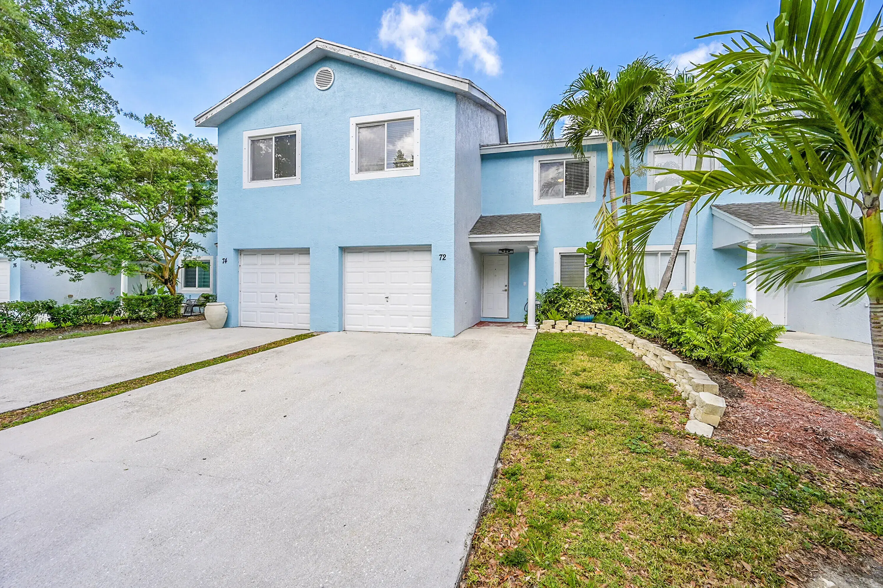 Picture of 72 Fairways Lane, Royal Palm Beach, FL 33411