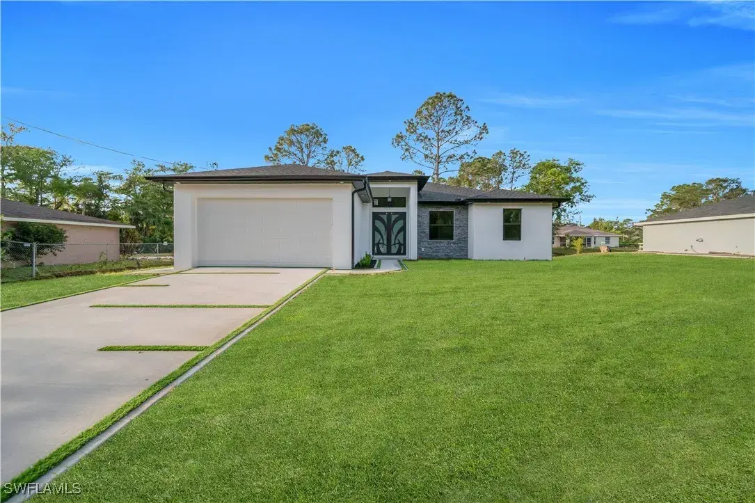 Picture of 440 Parkdale Blvd, Lehigh Acres, FL 33974
