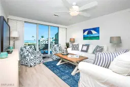 Picture of 200 Periwinkle Way 312, Sanibel, FL 33957