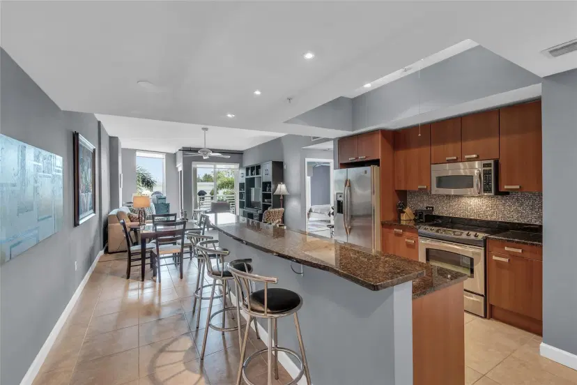 Picture of 2301 Wilton Dr R212, Wilton Manors FL 33305