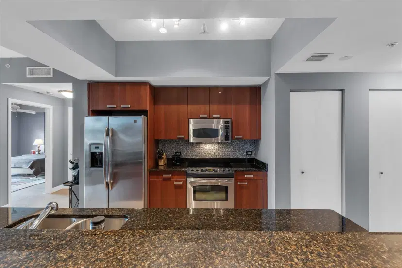 Picture of 2301 Wilton Dr R212, Wilton Manors FL 33305