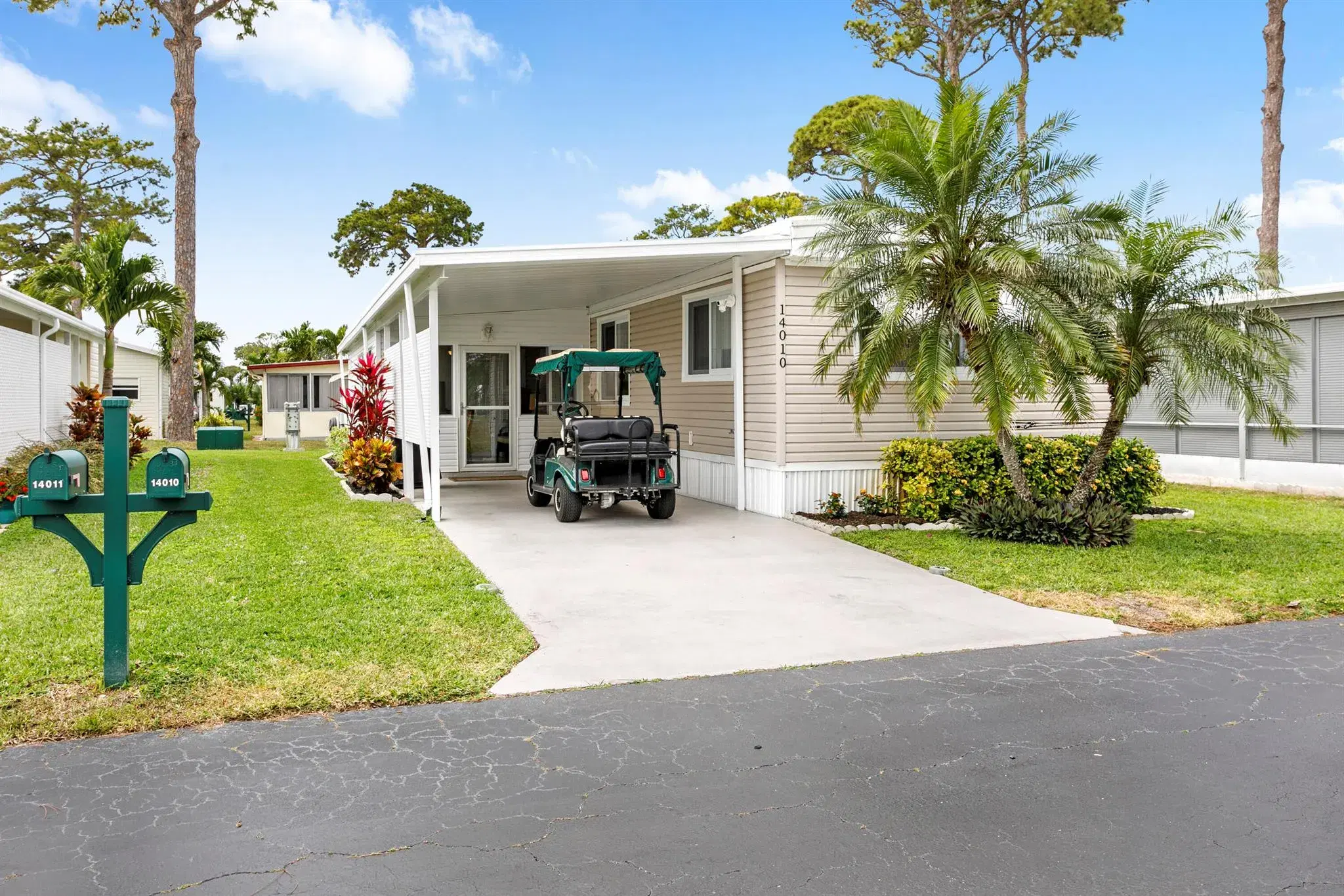 Picture of 14010 Kingston Bay, Boynton Beach, FL 33436