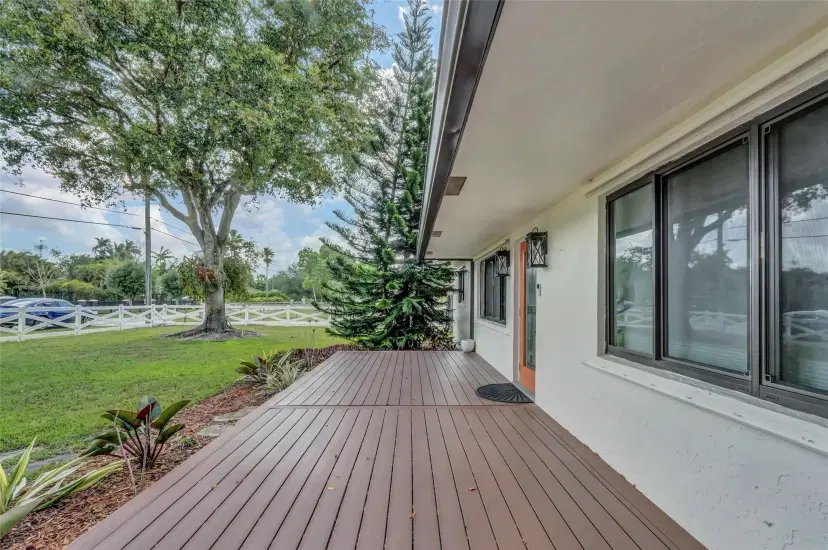 Picture of 14291 SW 24Th St, Davie FL 33325